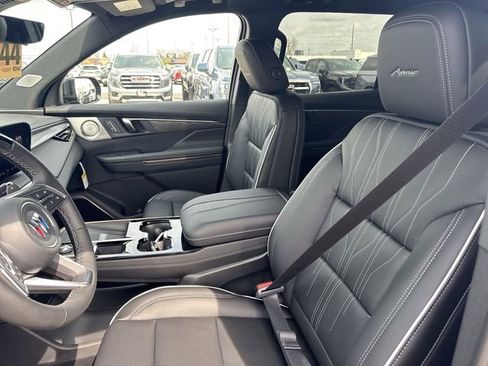 New 2026 Buick Enclave Avenir w/ Super Cruise Package AWD/4WD image 11