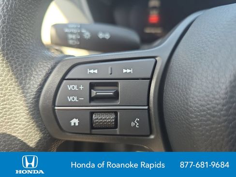 New 2026 Honda HR-V LX image 24