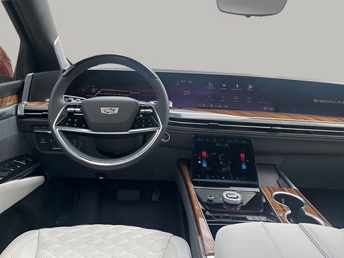 New 2026 Cadillac Escalade ESV Platinum Luxury w/ LPO, Floor Liner Package AWD/4WD image 29