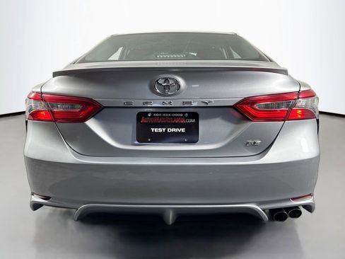Used 2018 Toyota Camry SE w/ Protection Package (Q2) image 6