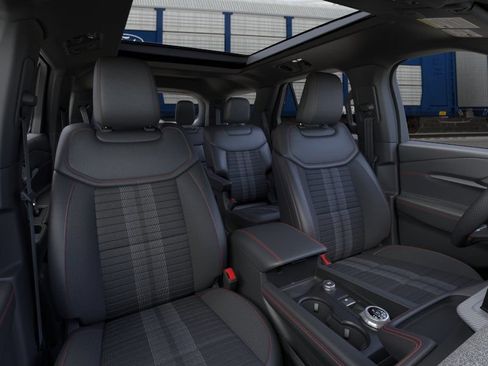 New 2026 Ford Explorer ST-Line AWD/4WD image 10