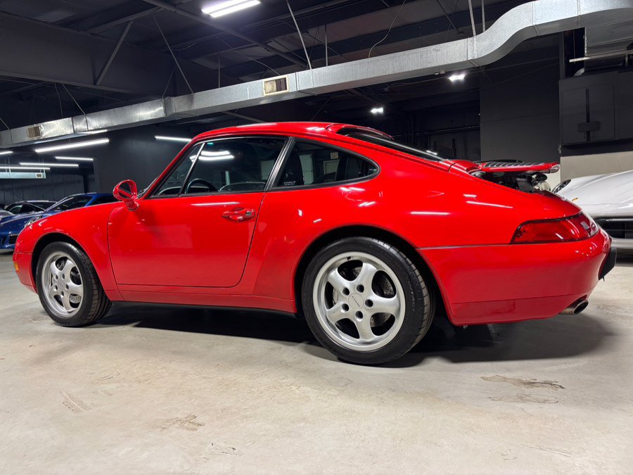Used 1995 Porsche 911 Carrera 4 AWD/4WD image 12