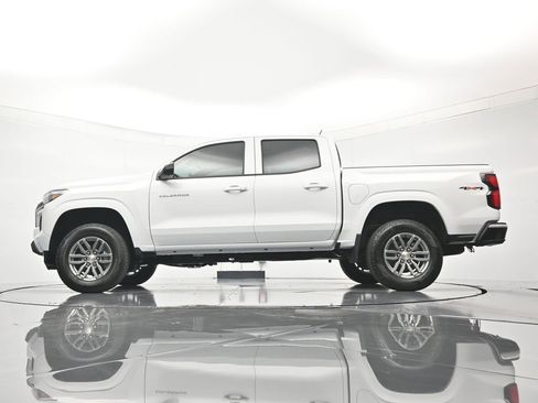 New 2026 Chevrolet Colorado LT w/ LT Convenience Package AWD/4WD image 43