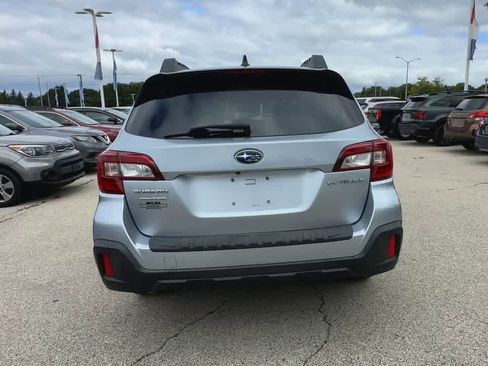 Used 2019 Subaru Outback 2.5i Premium image 7