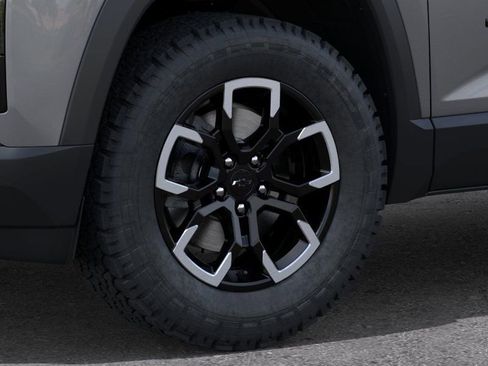 New 2026 Chevrolet Equinox ACTIV w/ Convenience Package III image 9