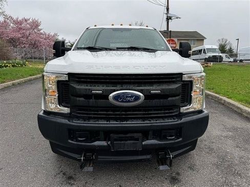 Used 2019 Ford F350 XL w/ Power Equipment Group AWD/4WD image 2