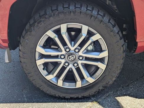 Used 2026 Toyota 4Runner Limited AWD/4WD image 11
