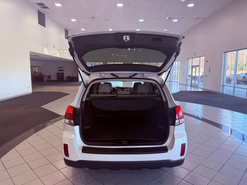 Used 2013 Subaru Outback 2.5i Limited w/ Moonroof Pkg image 11