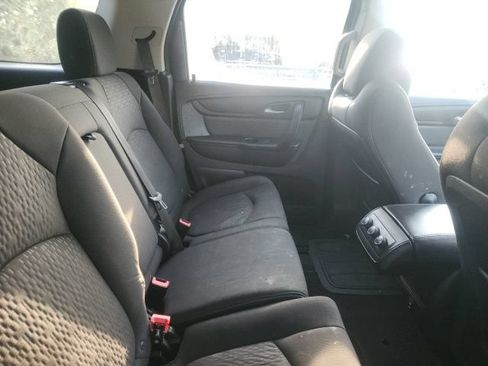 Used 2016 GMC Acadia SLE AWD/4WD image 7