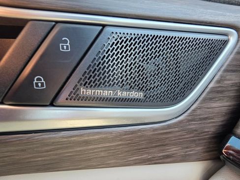 Used 2024 Volkswagen Atlas SEL Premium R-Line AWD/4WD image 13