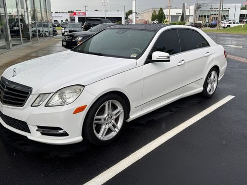 Used 2013 Mercedes-Benz E 350 4MATIC Sedan image 7