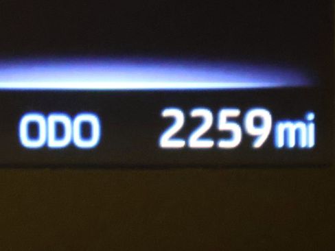 Certified 2025 Toyota Corolla LE image 25