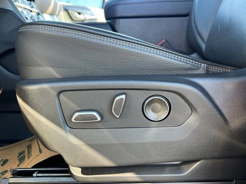 Used 2024 GMC Yukon Denali image 19