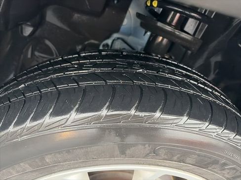 Used 2021 Jeep Renegade Latitude w/ Convenience Group image 5