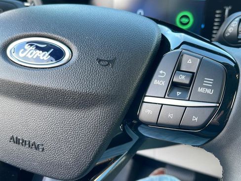 Used 2023 Ford Escape Active AWD/4WD image 18