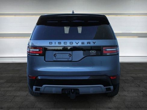 Used 2020 Land Rover Discovery Landmark image 6