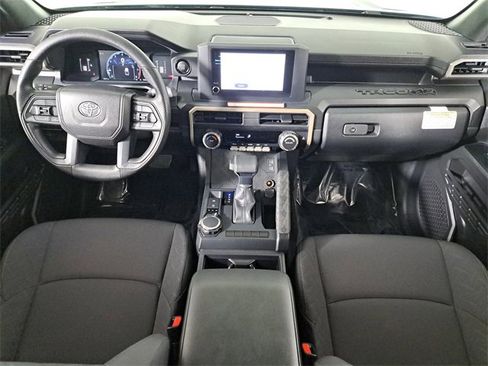Used 2025 Toyota Tacoma SR image 16