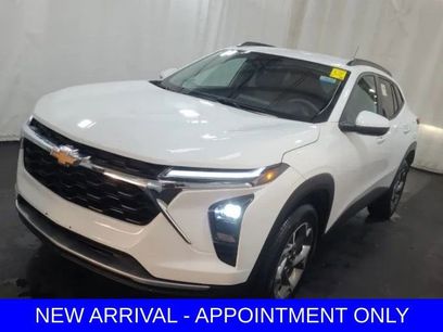 Used 2025 Chevrolet Trax LT