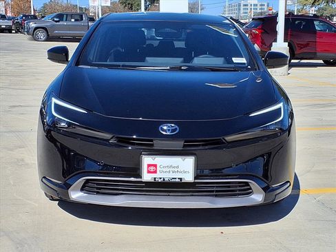 Certified 2025 Toyota Prius LE image 2