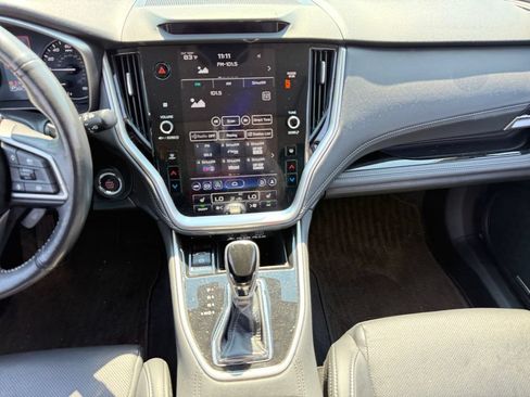 Used 2024 Subaru Outback Limited AWD/4WD image 11