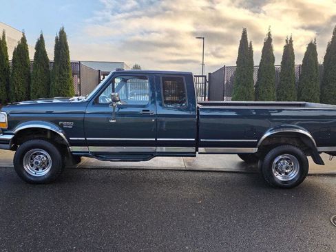 Used 1997 Ford F250 XLT 2dr 4WD Extended Cab LB HD image 4