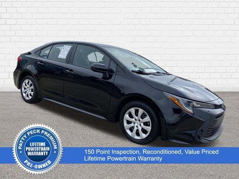 Used 2024 Toyota Corolla LE image 1