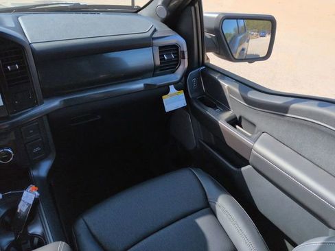 New 2025 Ford F150 Lariat w/ Equipment Group 501A Mid image 17