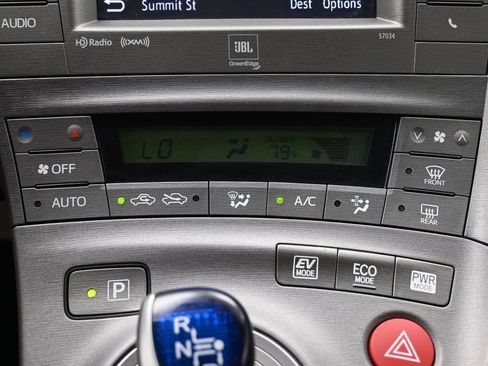 Used 2014 Toyota Prius Four FWD image 23