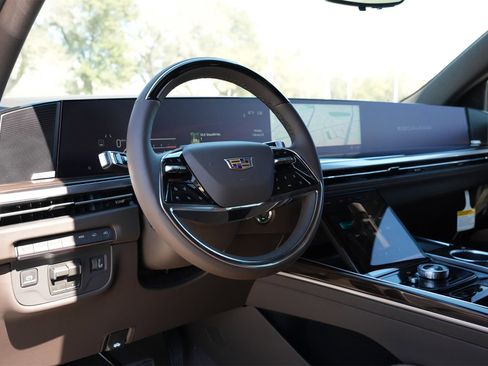 New 2026 Cadillac Escalade ESV Luxury w/ Touring Package image 17