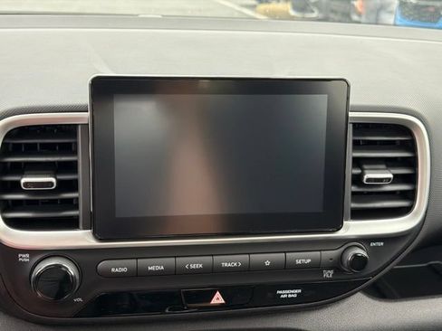 New 2026 Hyundai Venue SE FWD image 22