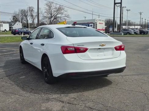 Used 2023 Chevrolet Malibu LS image 7