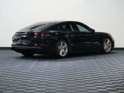 Used 2017 Porsche Panamera Turbo w/ Carbon Fiber Interior Package AWD/4WD image 6