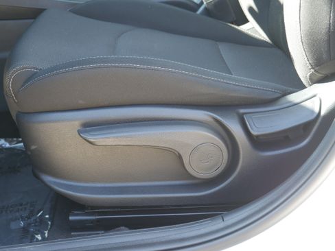 Used 2023 Kia Forte LXS FWD image 13