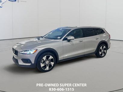 Used 2025 Volvo V60 B5 Cross Country Plus
