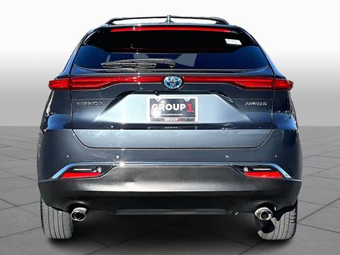 Used 2024 Toyota Venza Limited image 4