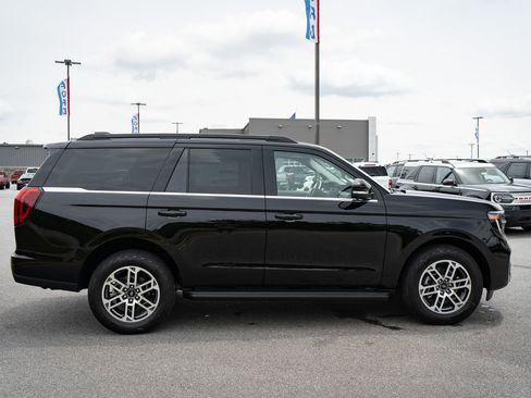New 2026 Ford Expedition Active AWD/4WD image 11