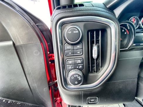 Used 2021 Chevrolet Silverado 1500 LT Trail Boss w/ Convenience Package II image 35