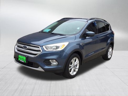 Used 2018 Ford Escape SEL AWD/4WD image 2