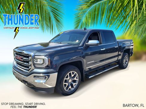 Used 2018 GMC Sierra 1500 SLT image 2