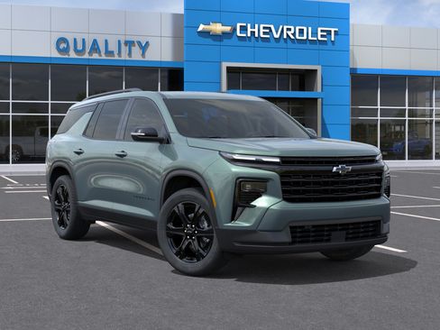 New 2027 Chevrolet Traverse LT FWD image 7
