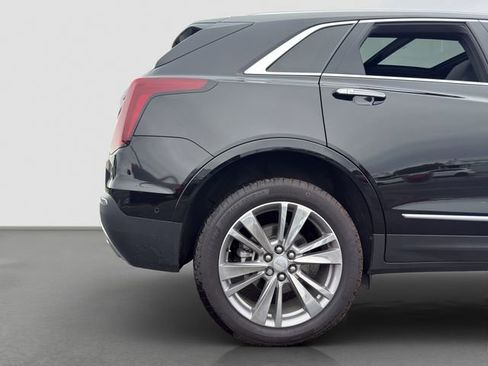 Used 2025 Cadillac XT5 Premium Luxury w/ Technology Package FWD image 23