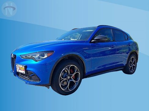Used 2024 Alfa Romeo Stelvio Veloce AWD/4WD image 10