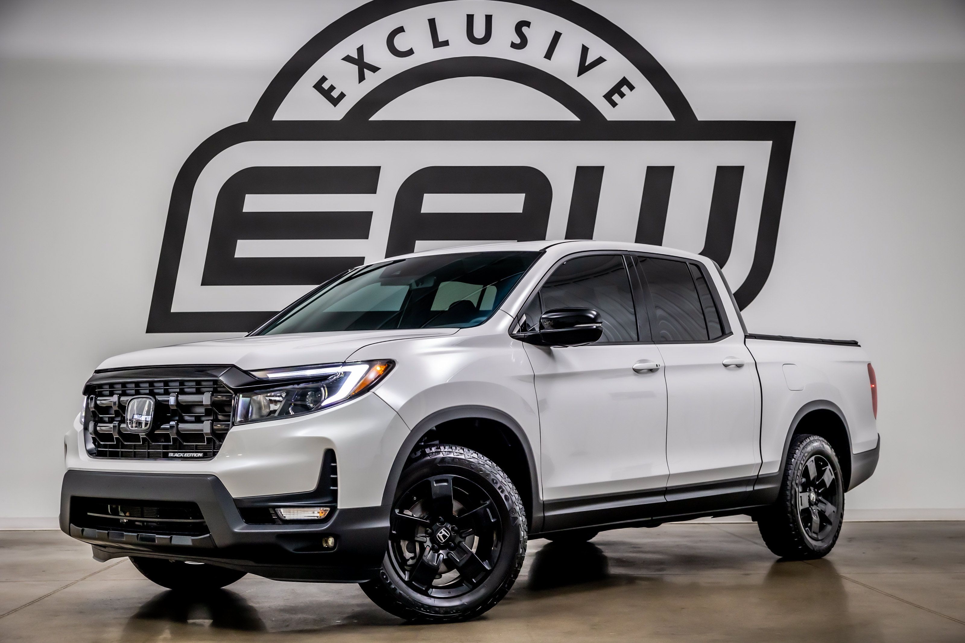 Used 2026 Honda Ridgeline Black Edition image 1