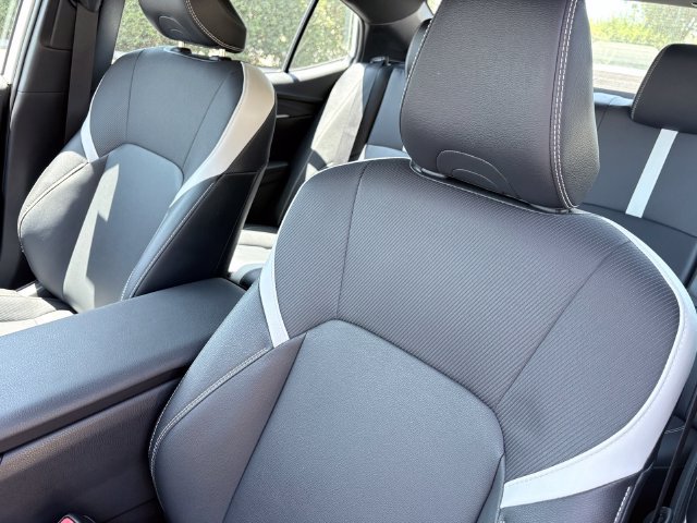 Used 2025 Toyota Camry SE FWD image 11