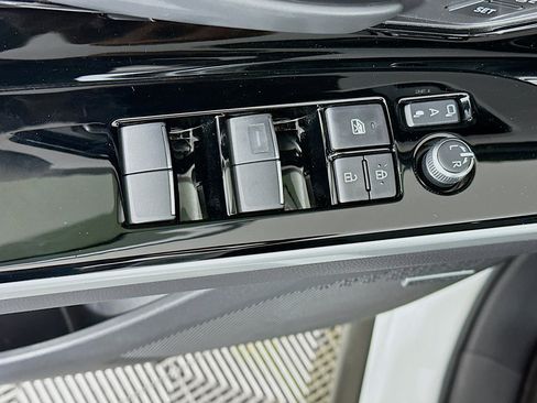 Used 2024 Subaru Solterra Limited w/ Limited Package image 15