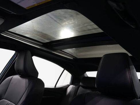 Used 2025 Toyota Camry XSE image 35