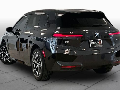Used 2024 BMW iX xDrive50 w/ Premium Package AWD/4WD image 11