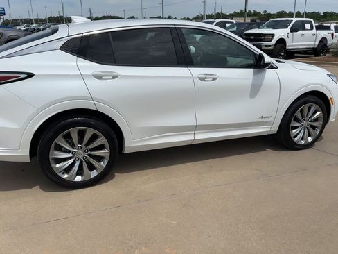 Used 2025 Buick Envista Avenir FWD image 9