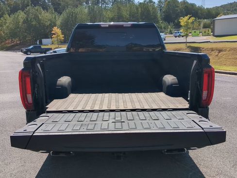Used 2022 GMC Sierra 1500 SLT w/ SLT Convenience Package AWD/4WD image 17