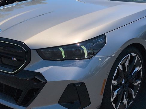 Used 2025 BMW i5 M60 w/ Premium Package AWD/4WD image 6